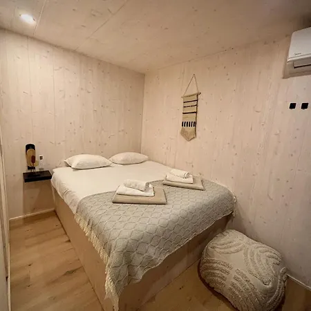 Holiday home Stylish House In