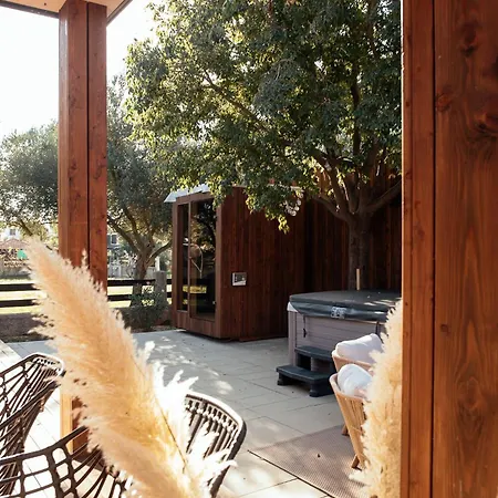 Stylish Beach House In Privlaka *