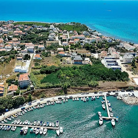 Holiday home Stylish Beach House In Privlaka *