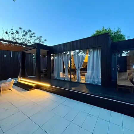 Vikendica Stylish House In *