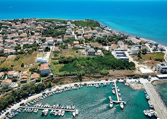 Дом отдыха Stylish House In *